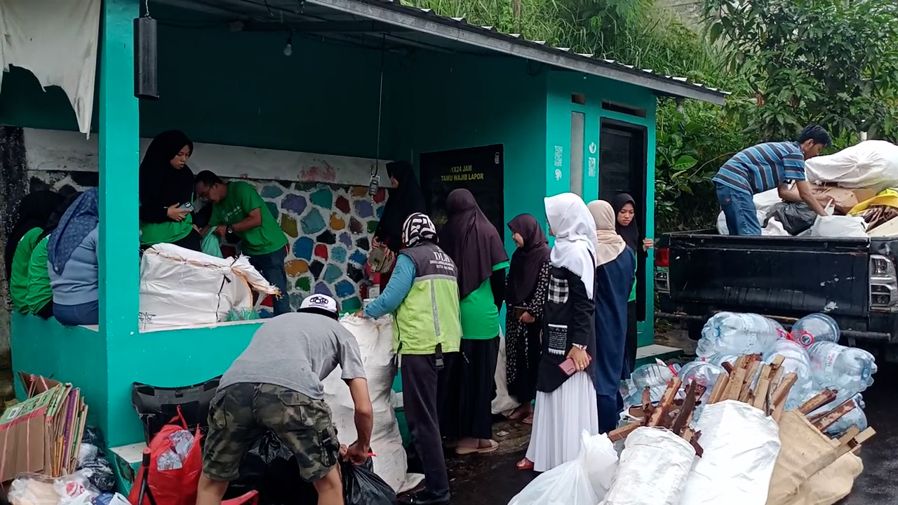 BSU Mandiri team in field activity